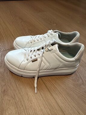 Dr. Scholl’s Sadie Platform Sneakers